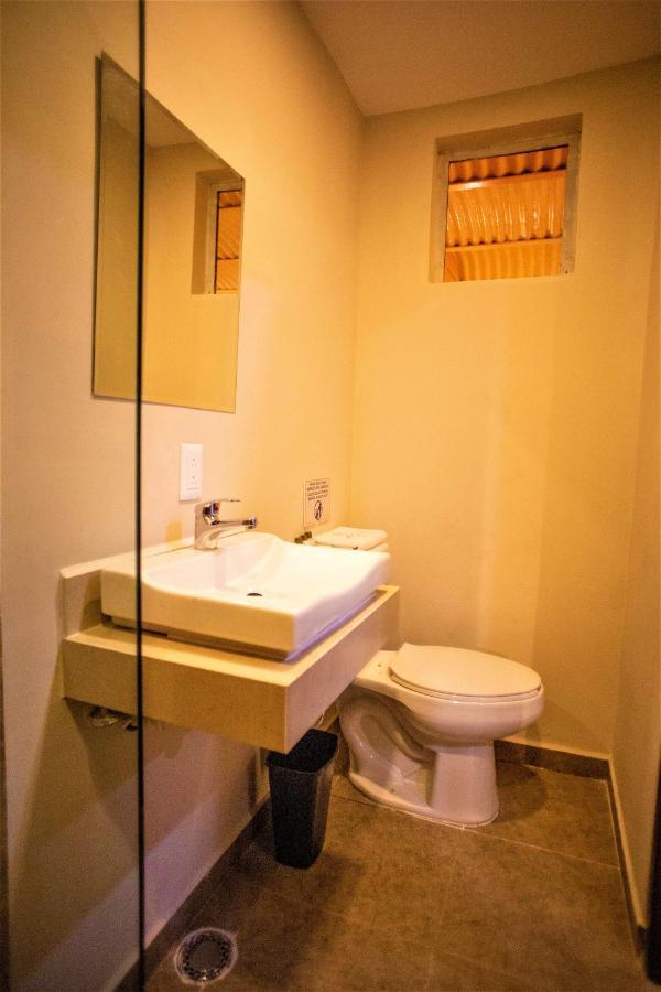 Hotel Real Toledo By Kavia Merida Luaran gambar