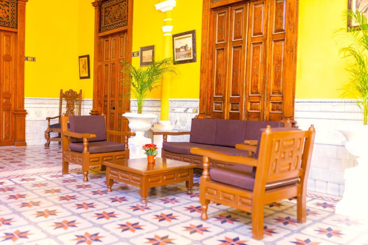 Hotel Real Toledo By Kavia Merida Luaran gambar